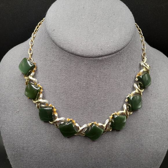 Vintage Dark Green Moonglow Choker Necklace, Gold Tone, 1950s Jewelry - Picture 2 of 11